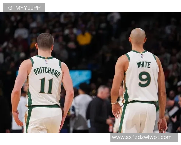 表现还行！普理查德17中7&三分8中3拿到19分 另有4板3助1断