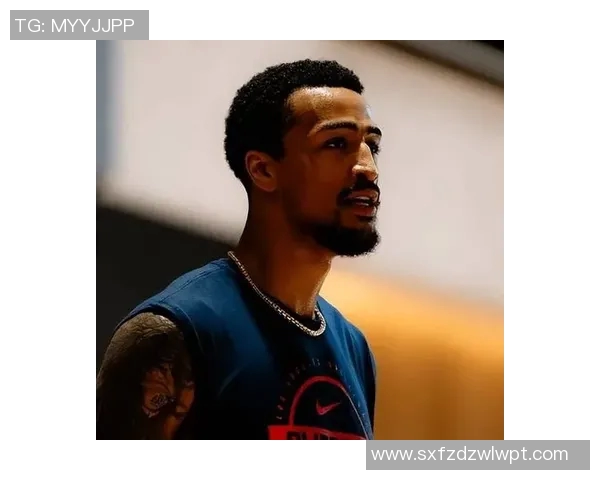 快船四五号位迎来精准补强!洛佩斯连轰三分,小卡点出科林斯优势 快船四五号位迎来精准补强!洛佩斯连轰三分,小卡点出科林斯优势